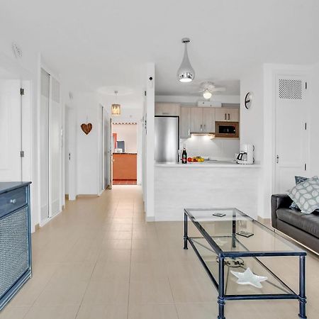Top Floor, Sea View, Huge Terrace, Heated Pool, Garage Los Cristianos  Exterior foto